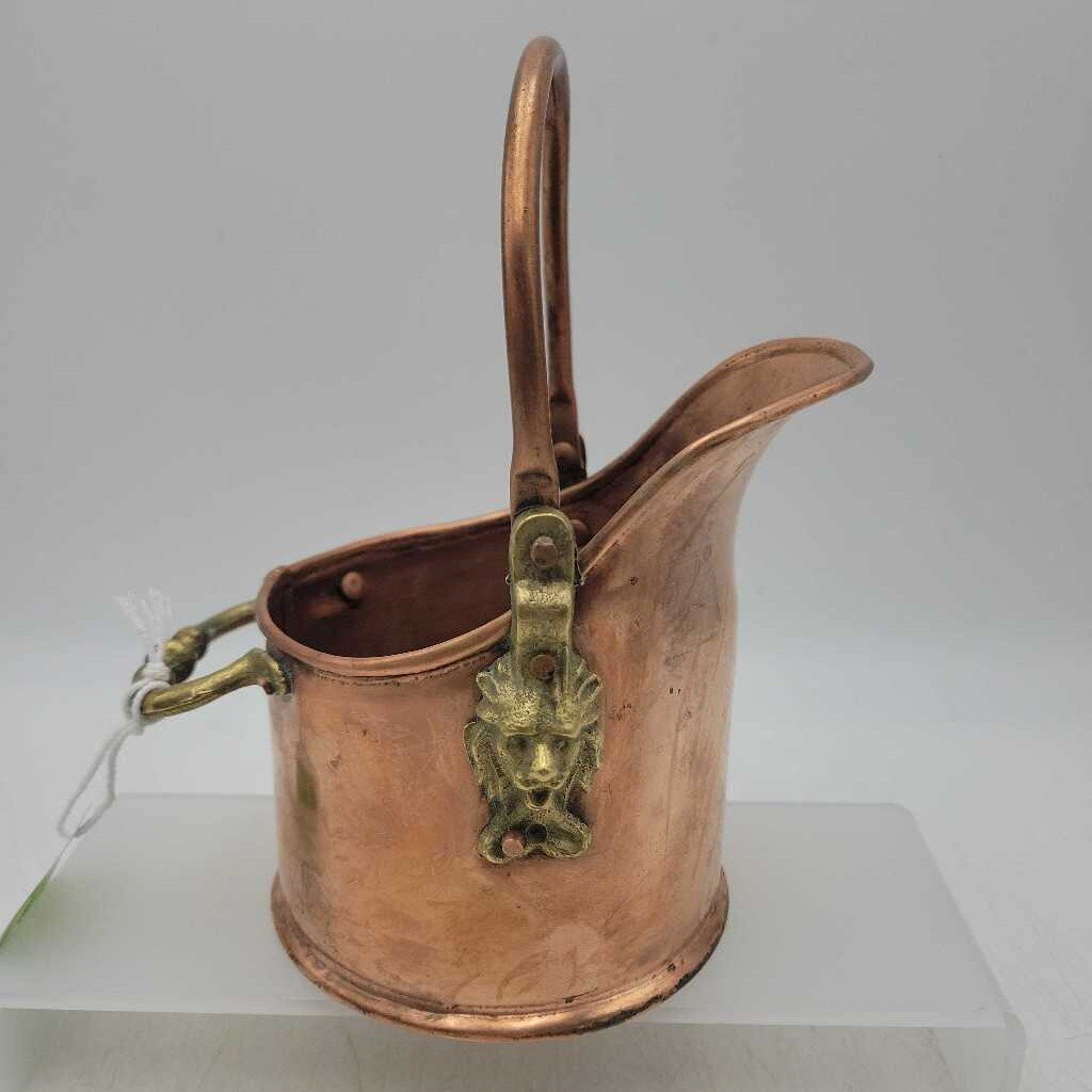 Copper & Brass Bucket with Lion Mounts (LOR)