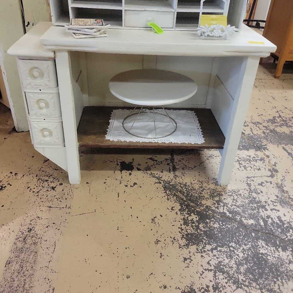 Small cabinet with sewing machine drawers (RB)