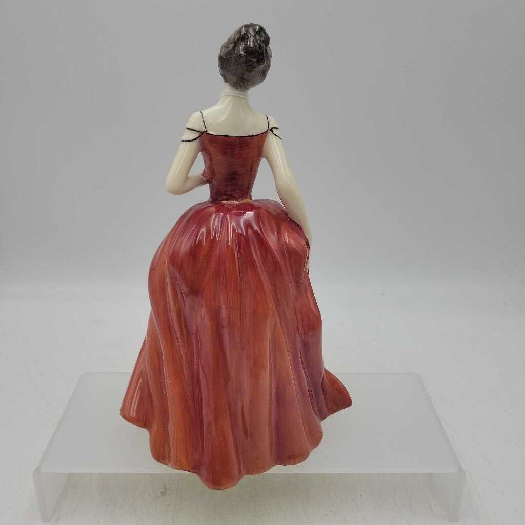 Royal Doulton "Innocence" #289 HN#2842