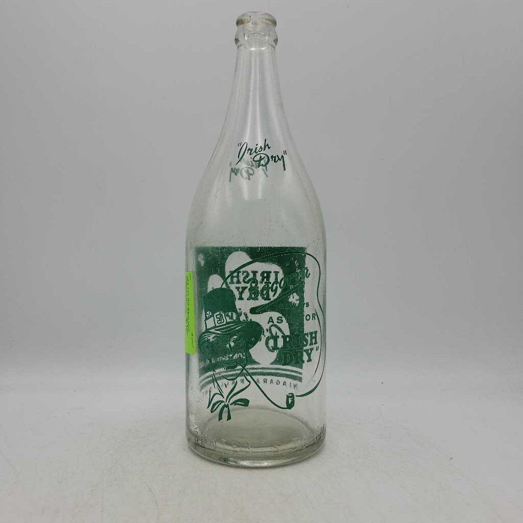 Irish Dry Beverages Niagara Falls Ontario Soda bottle (JAS)