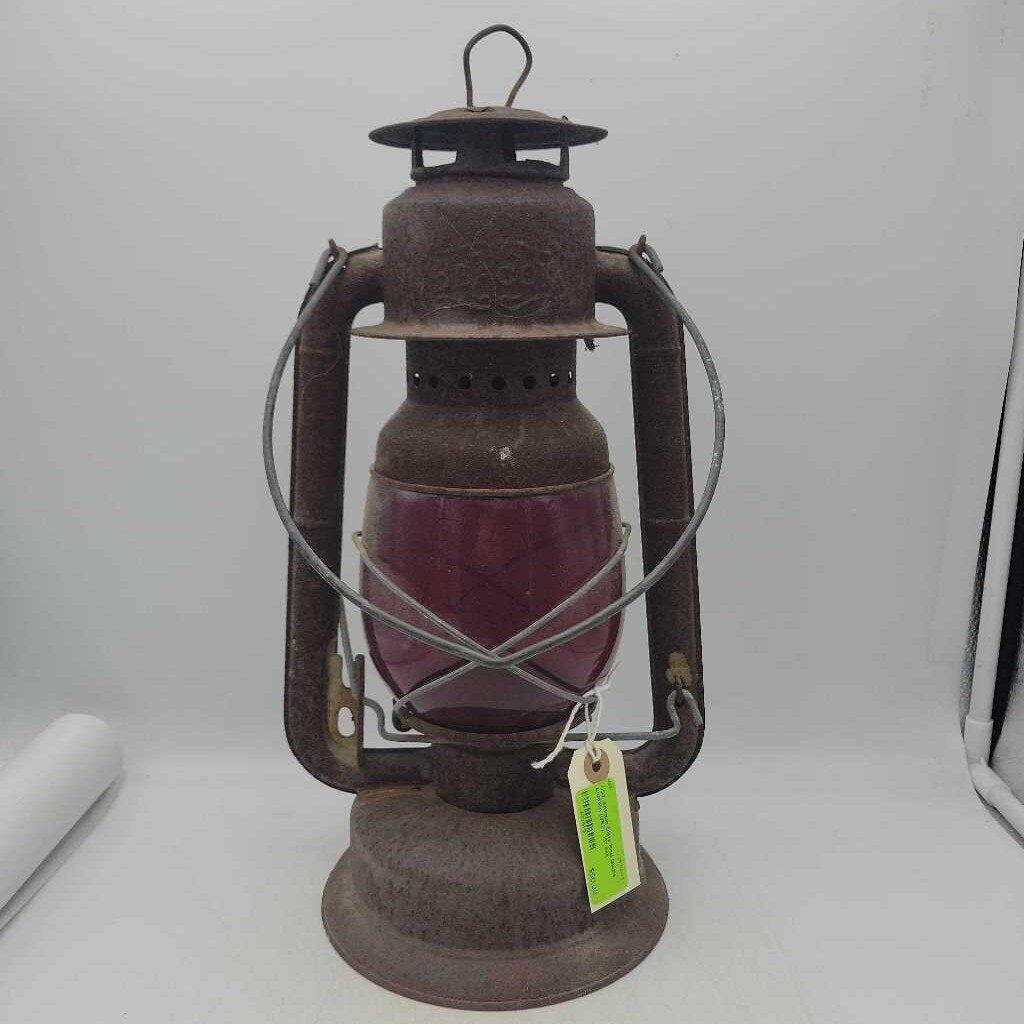 Antique Dietz Red Globe Lantern (US2)