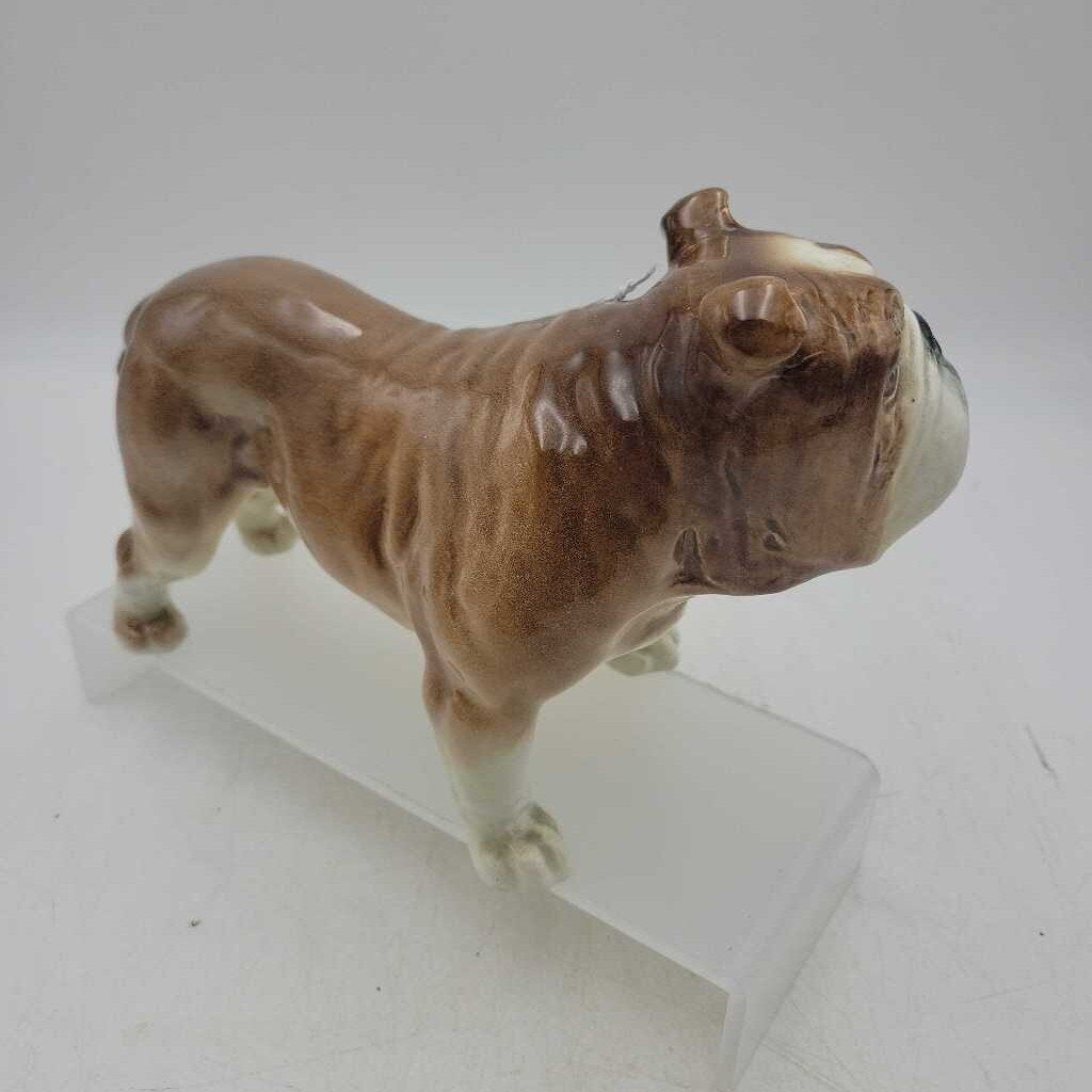 Sylvac England Bull Dog Figurine (JL)