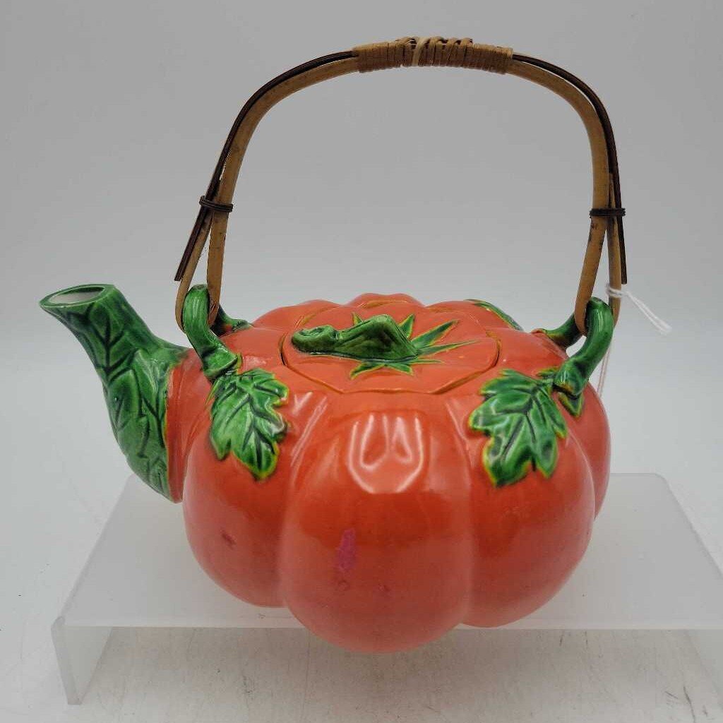Tomato or Pumpkin Teapot Maruhon Ware Japan 1950s, bamboo handle vegetable
