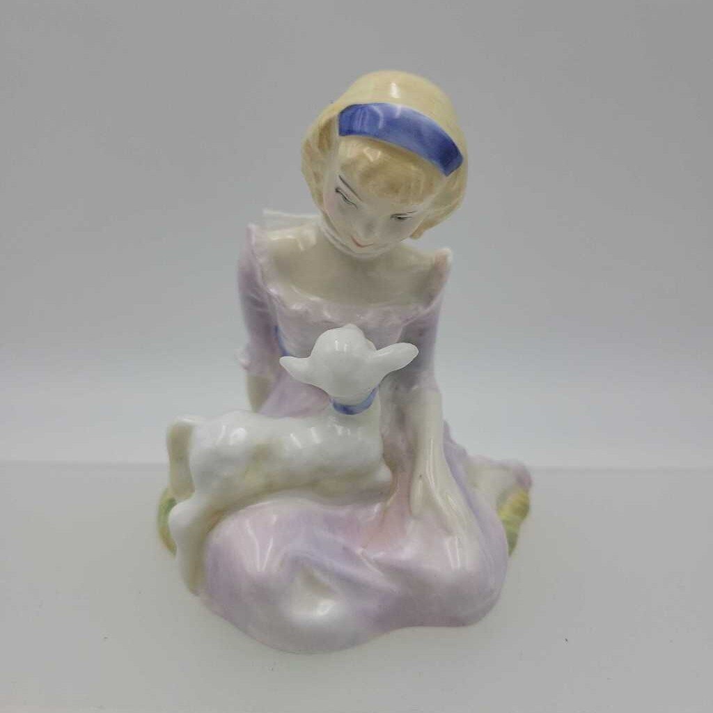 Royal Doulton Figurine Mary Had A Little Lamb HN2048 Excellent Condition