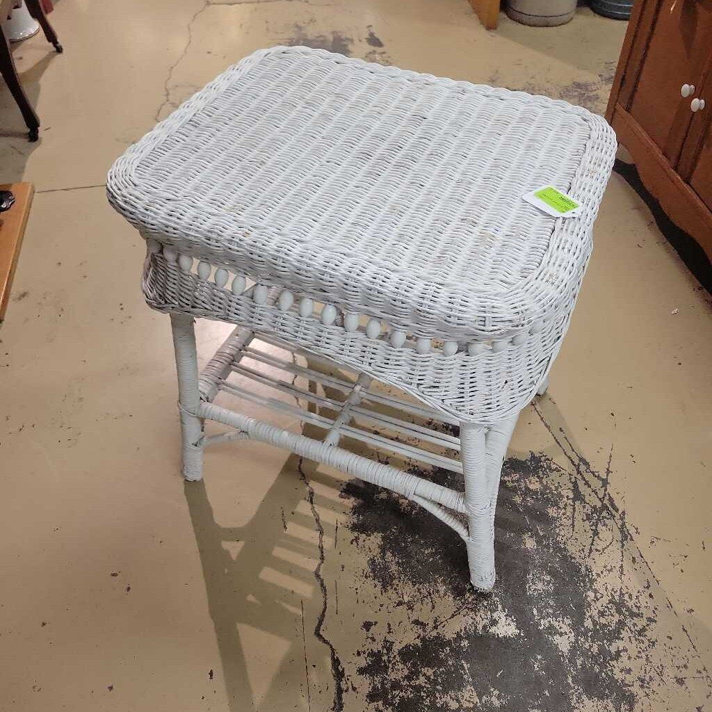 Wicker Side Table (GEC)