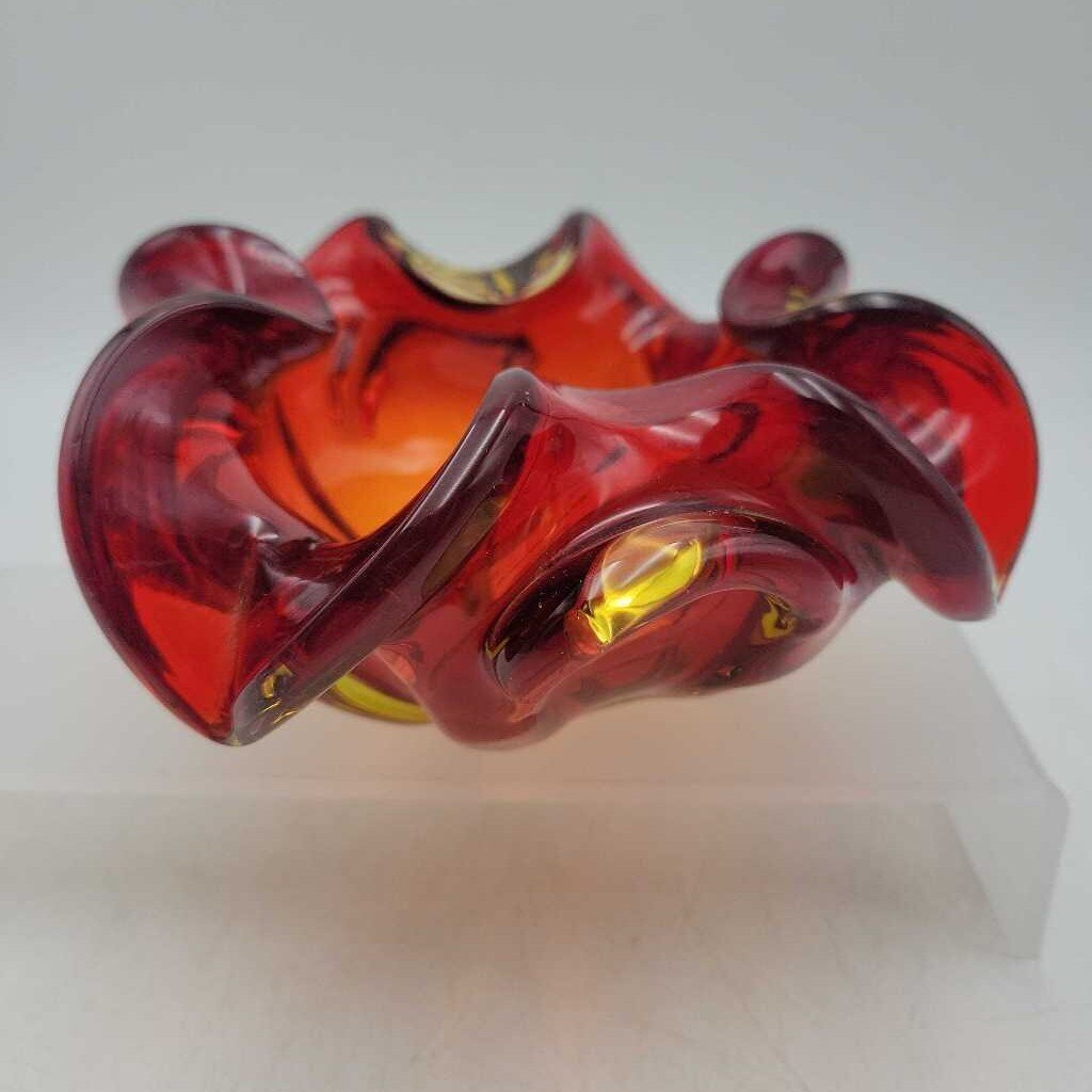 Art Glass Ruffle Edge #294 (NS)