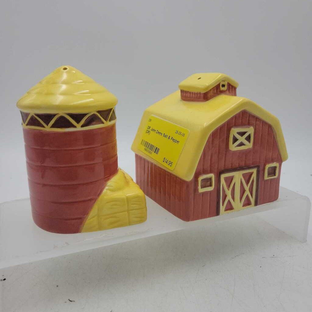 John Deere Salt & Pepper (DR)