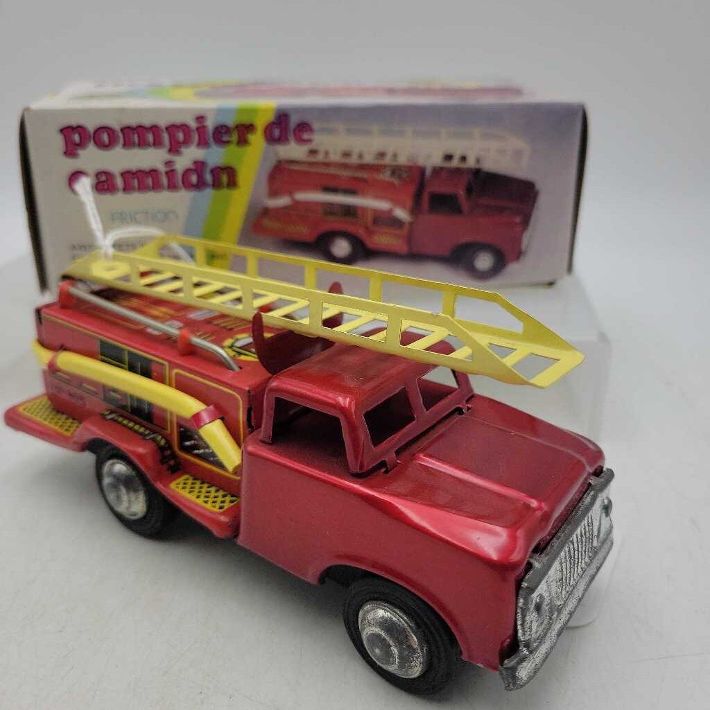 1970s Tin Tire Truck w/Box (GEC)