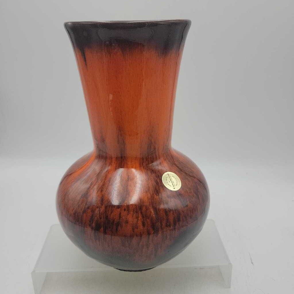 Canadiana Pottery LTD Vase