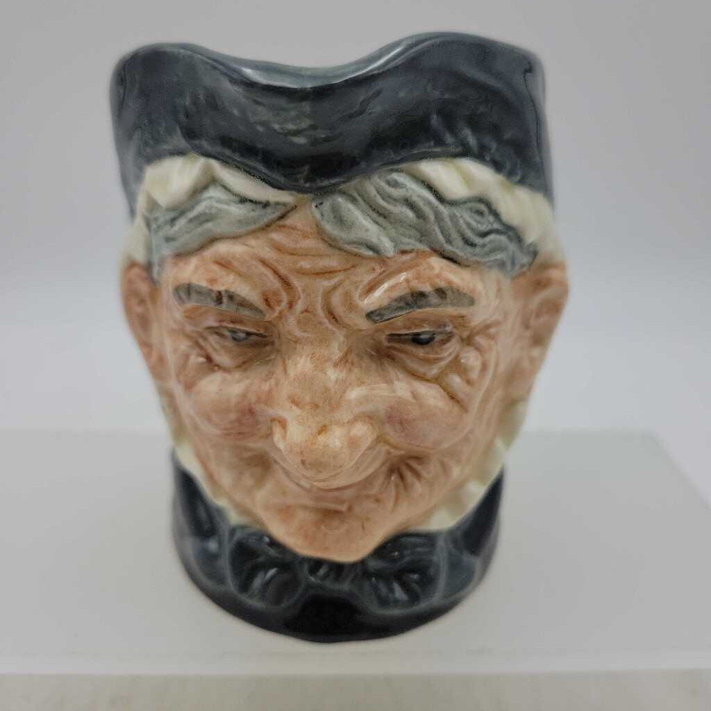 Royal Doulton "Granny" Toby mug D6384 (BS)