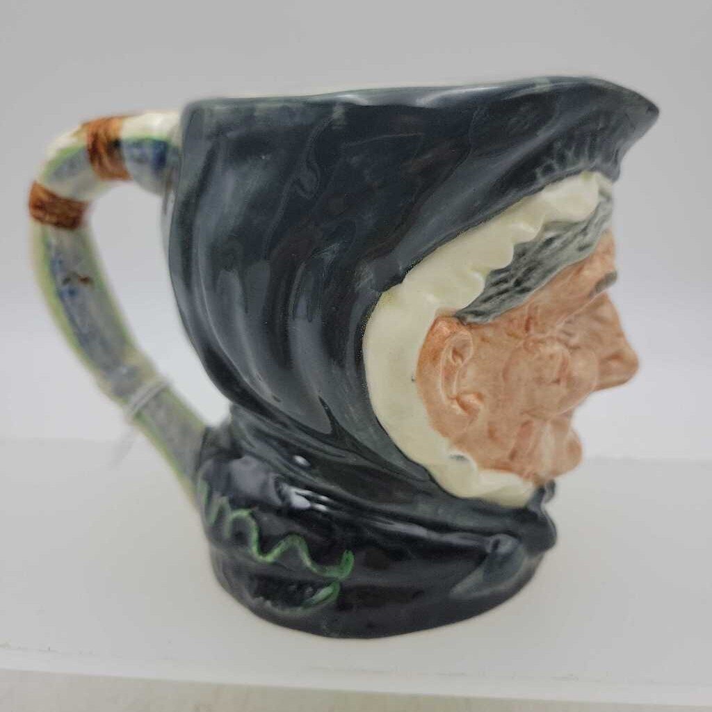 Royal Doulton "Granny" Toby mug D6384 (BS)