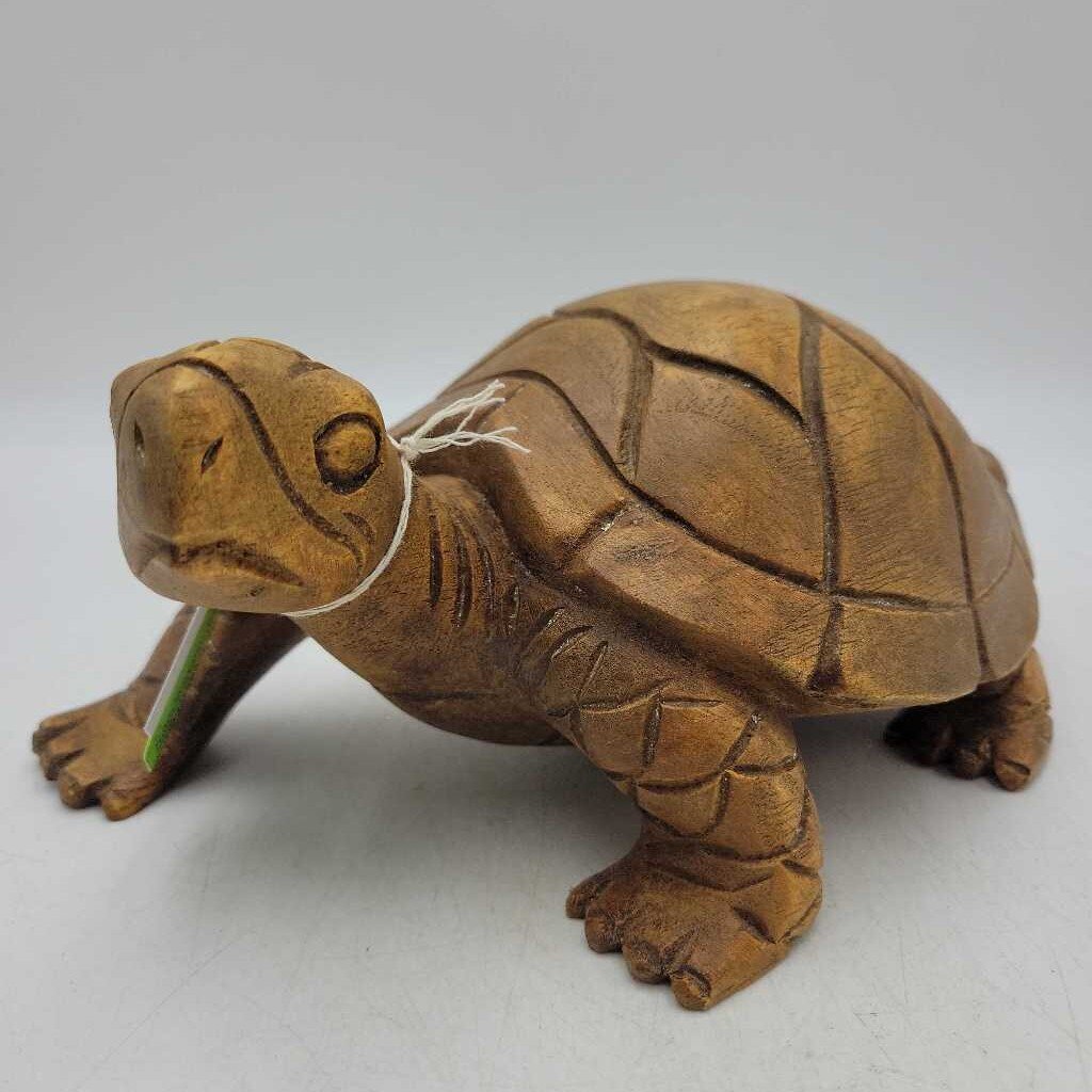 Wooden Turtle Sculpture Hand Carved (CAT) B418