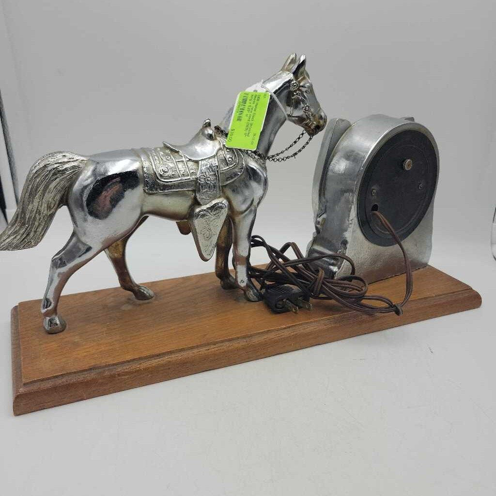 Horse Clock Untested Needs new cord (DEB)