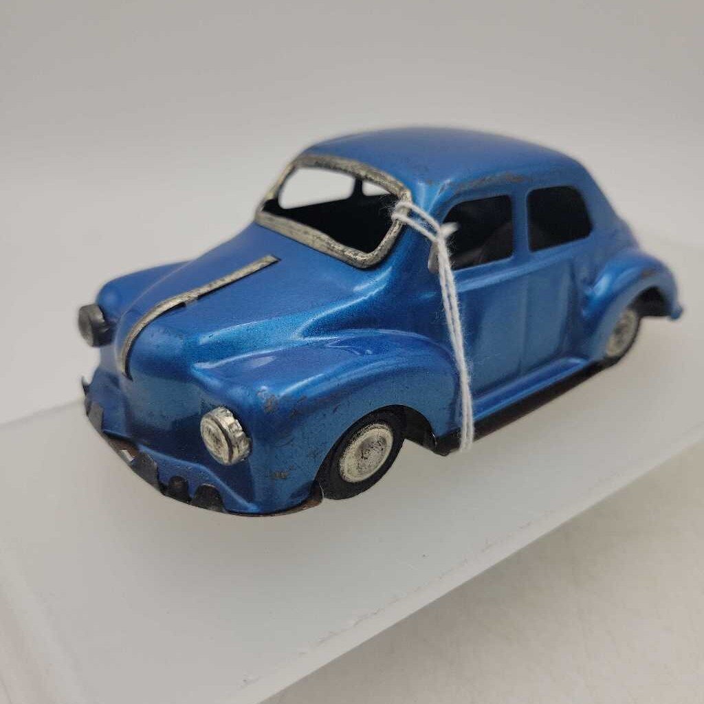 Tin Litho Renault Car (GEC)