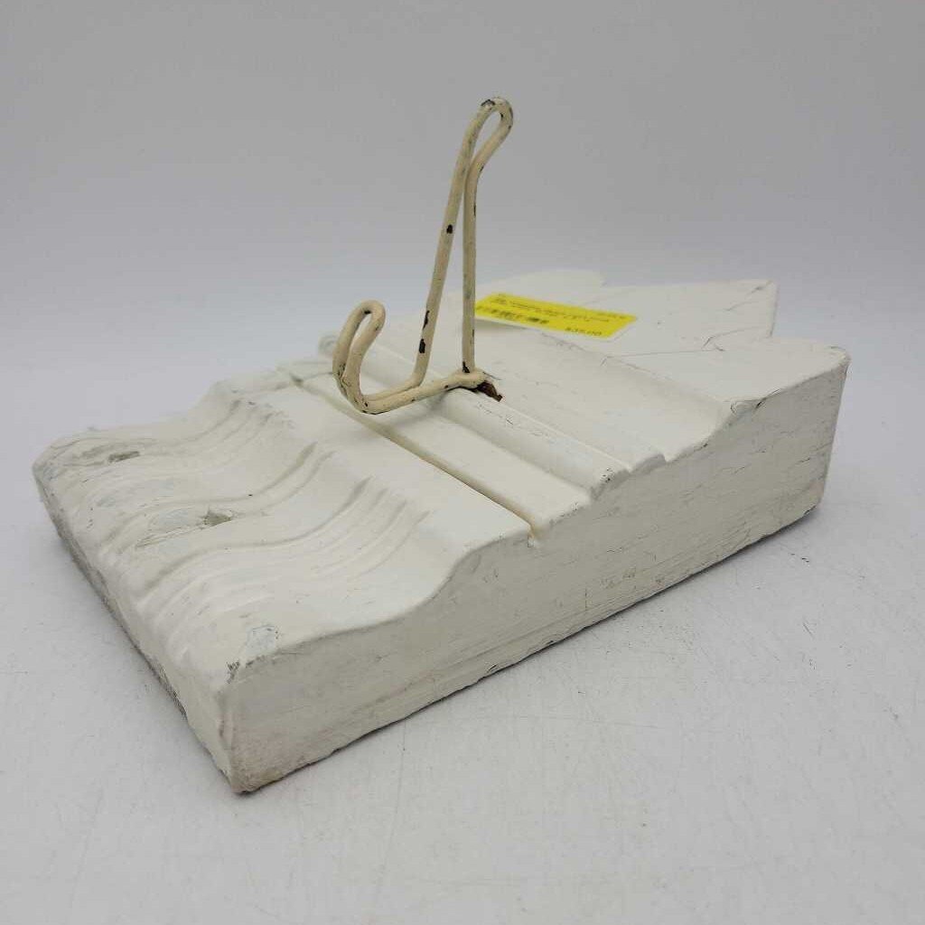 Wooden detail coat hook (RB)