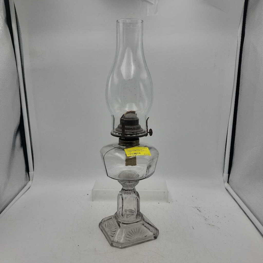 Uranium Glass Oil Lantern (JAS)