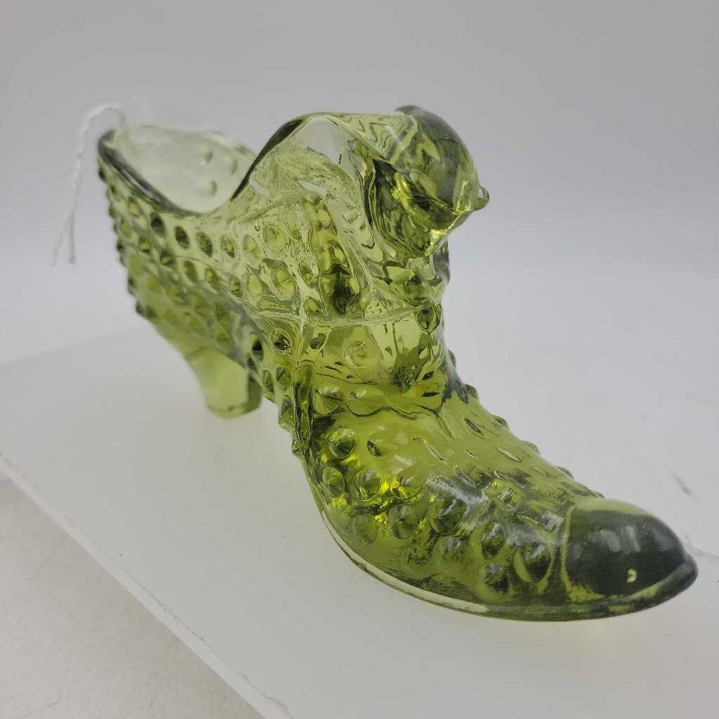 Fenton Glass Shoe (DEB)