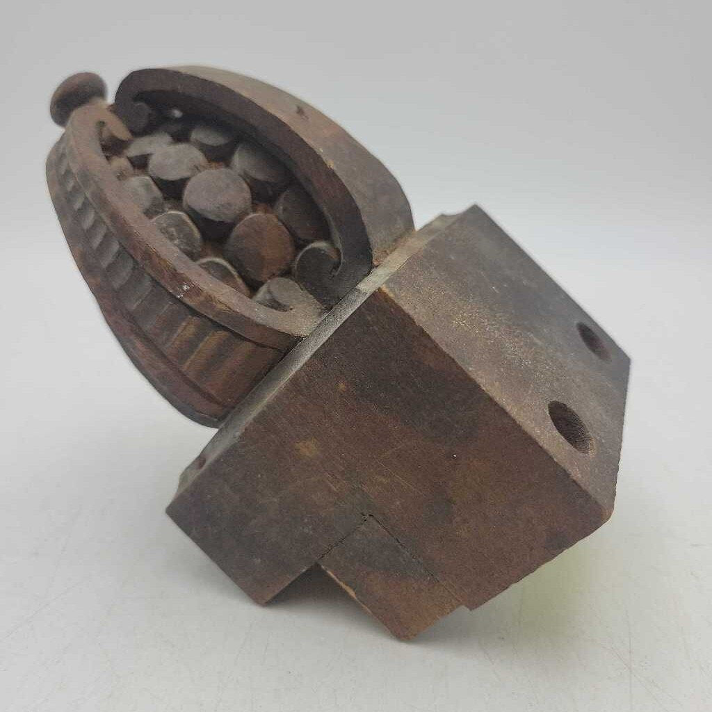 Wooden Detail (US2)