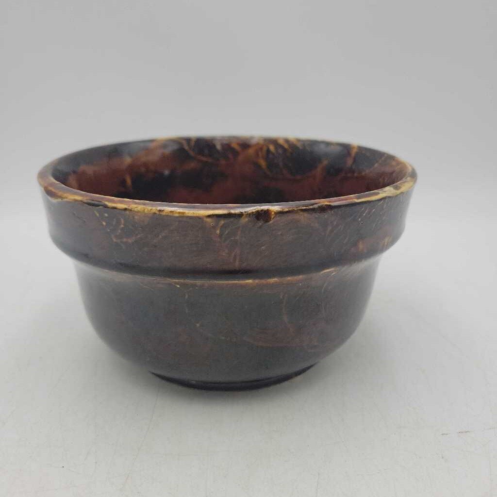 Bennington Style Pottery Bowl (JAS)