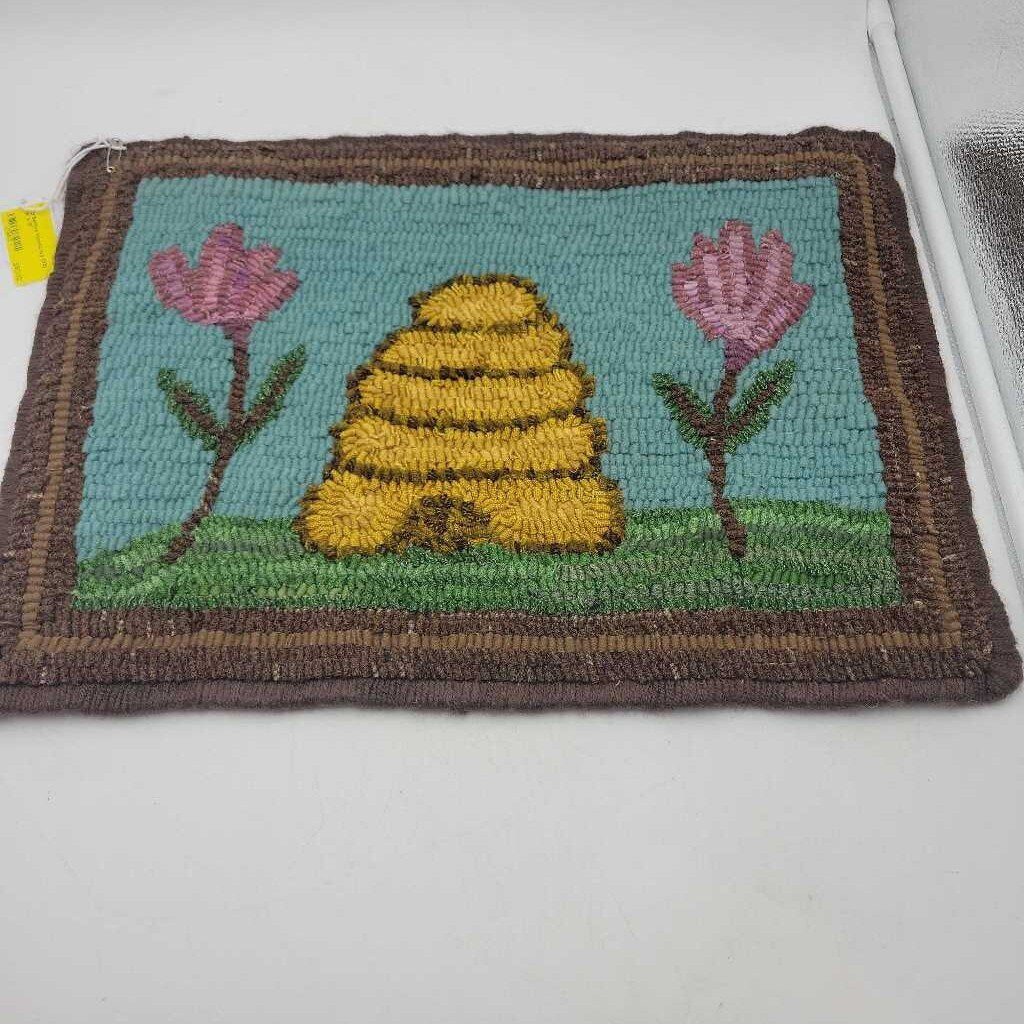 Beehive hooked rug (RB)