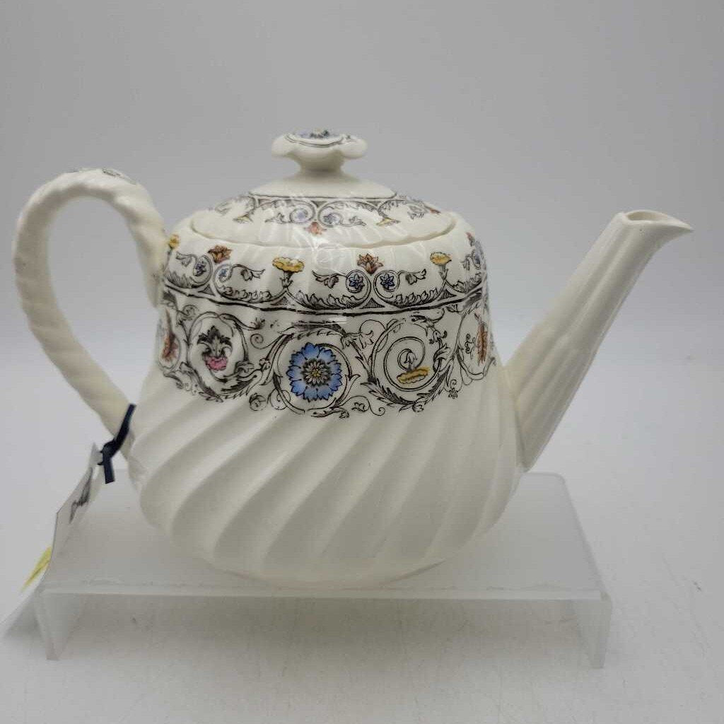 Copeland Spode "Florence" 6" Teapot (JG44)