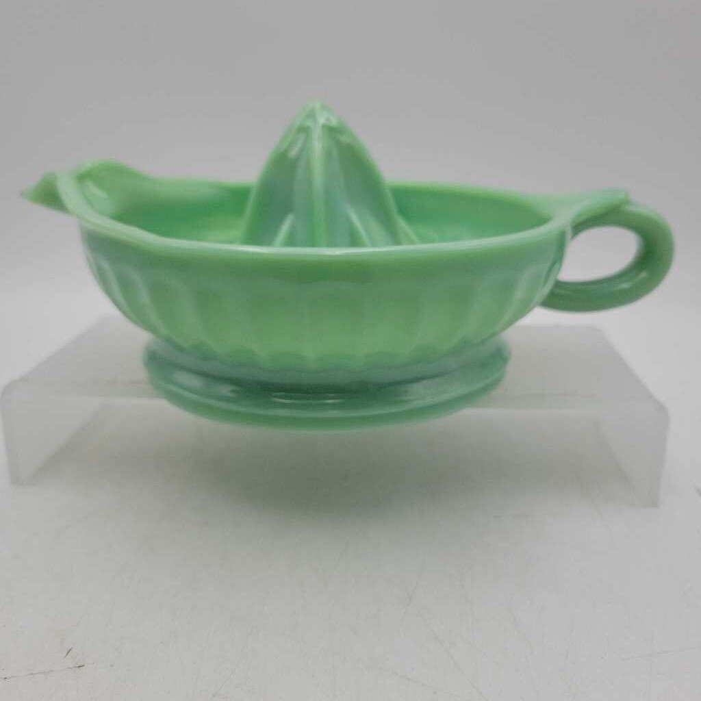 Jadeite Glass Juicer reamer (YVO) (510)