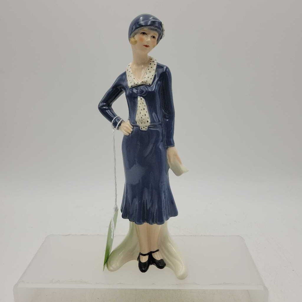 Goebel "The Cosmopolitan " Lady Figure (DEB)
