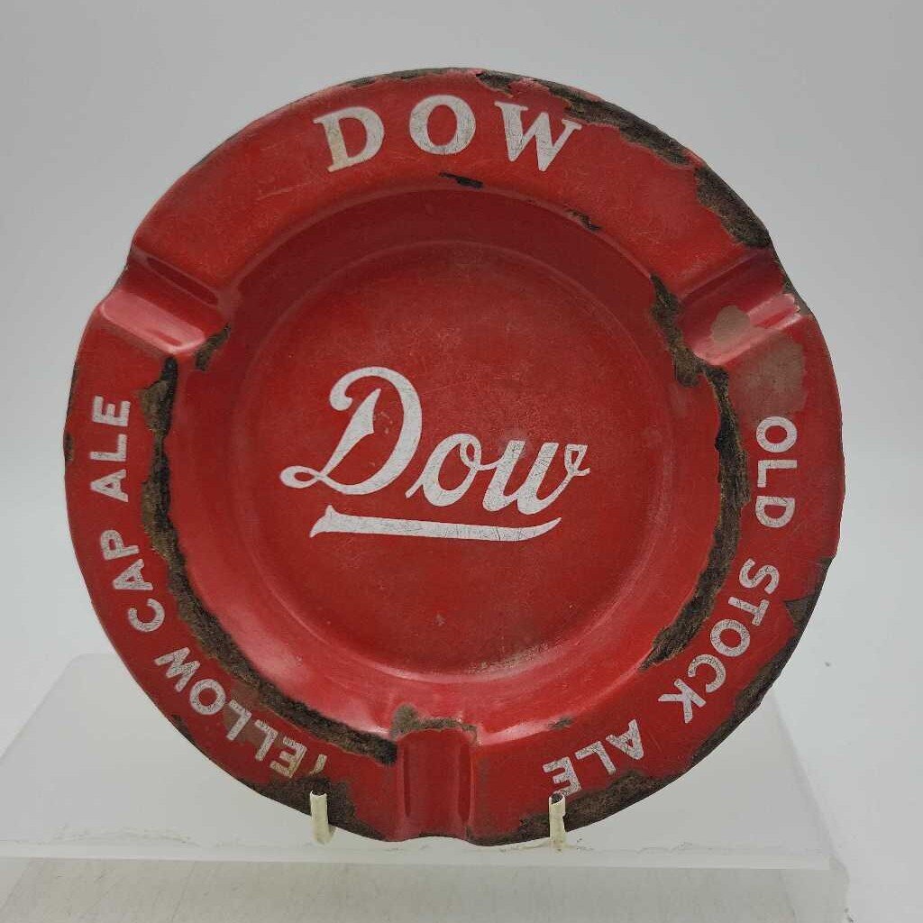 Dow Yellow Cap Ale Porcelain Ashtray (JAS)
