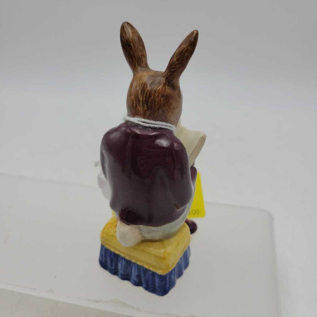Bunnykins Grandpa's Story DB14 by Royal Doulton figure (DEB)