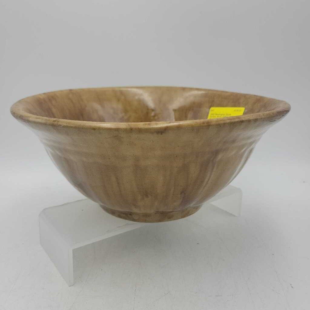 Bennington Style Pottery Bowl (DMG) 0960