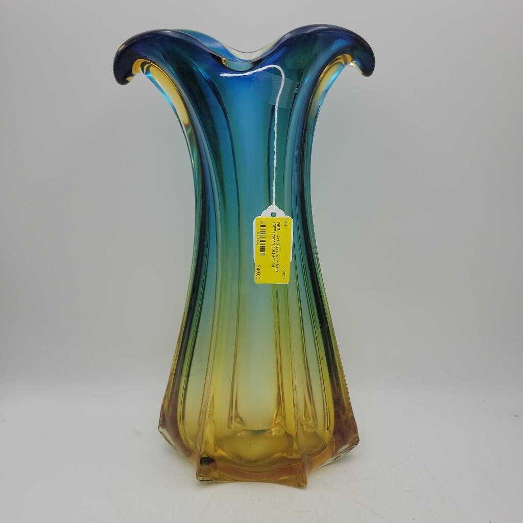 Large Art Glass vase MCM (DEB)