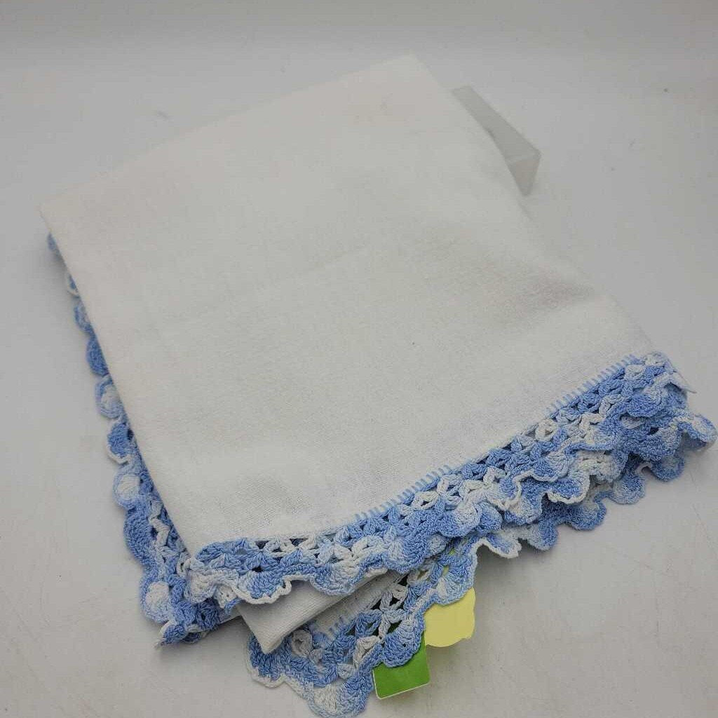 Hand Made Embr Crocheted Table Cloth (TRE)