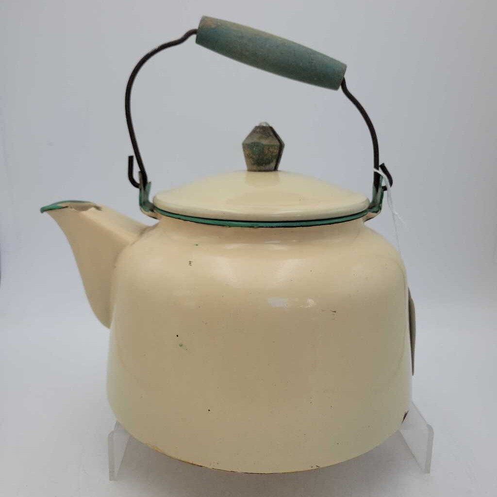Enamel Ware Kettle (GEC)