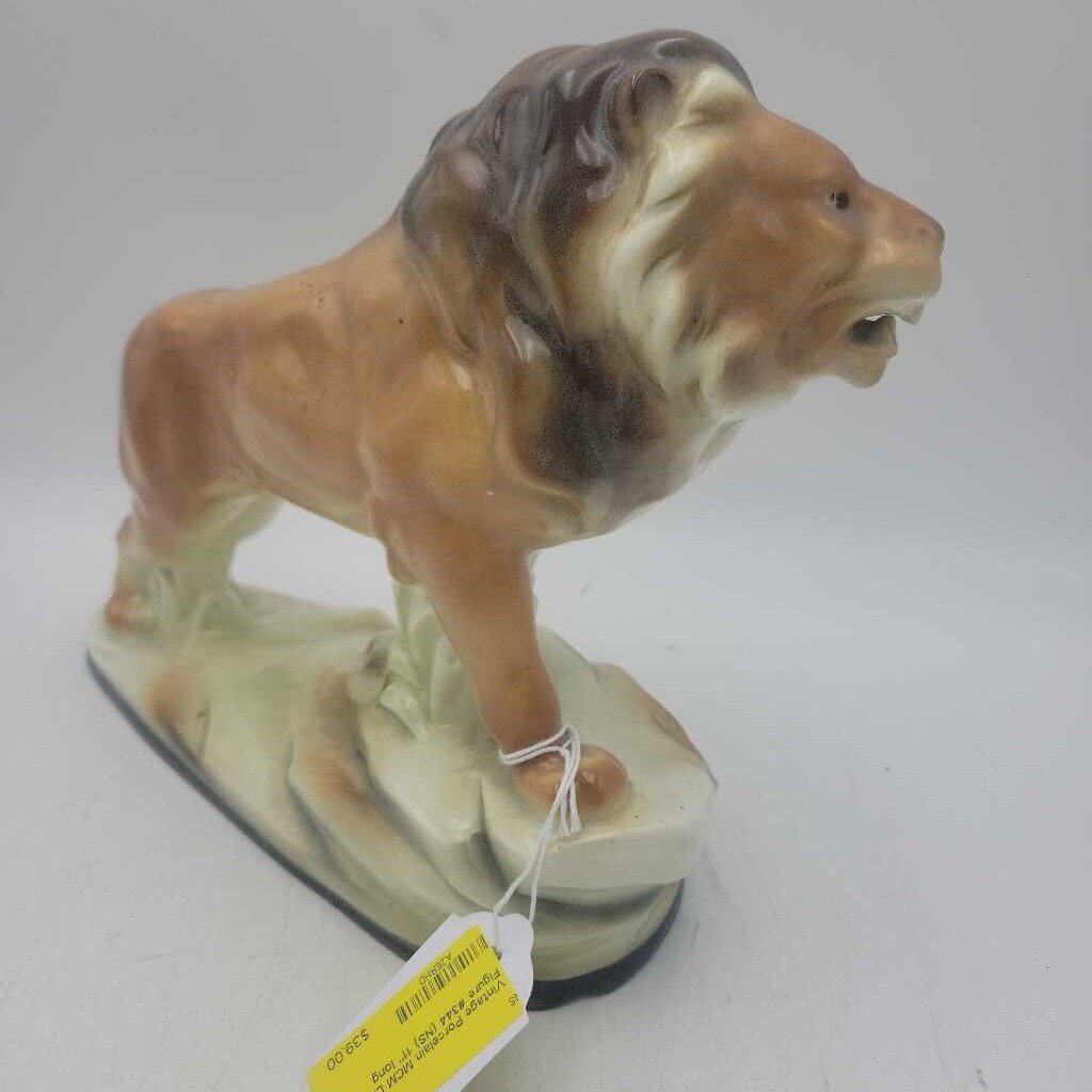 Vintage Porcelain MCM Lion Figure #344 (NS)