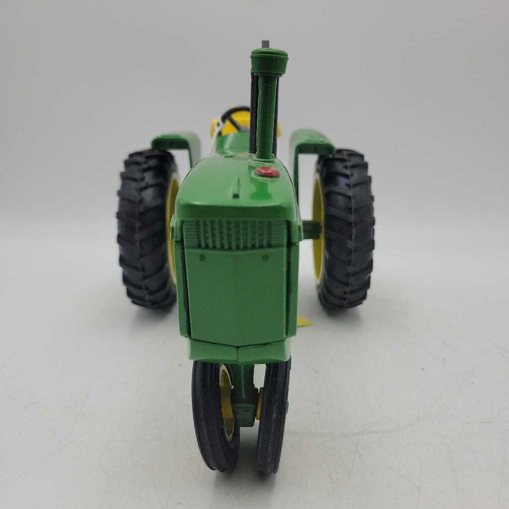 John Deere Tractor Model 4010 (RAE)