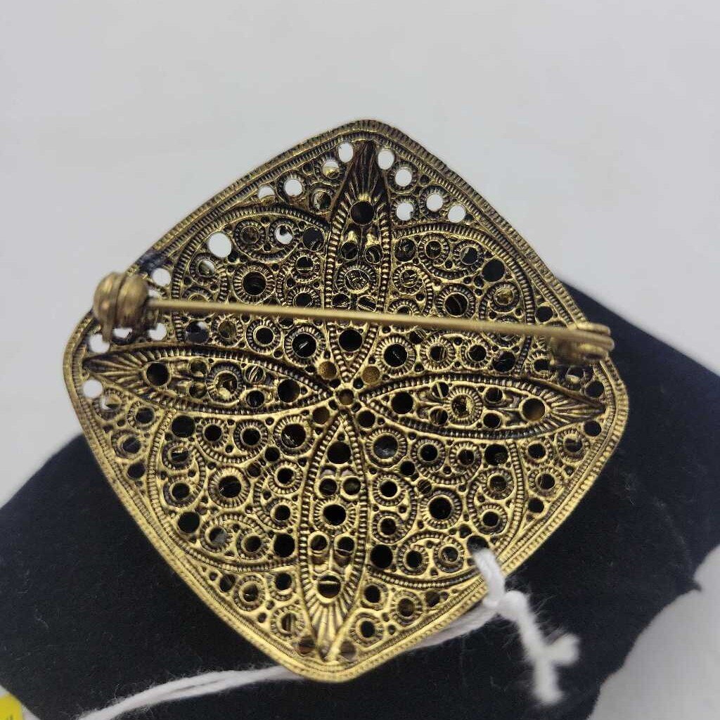 Vintage filigree rhinestone brooch - 15054 (VT)