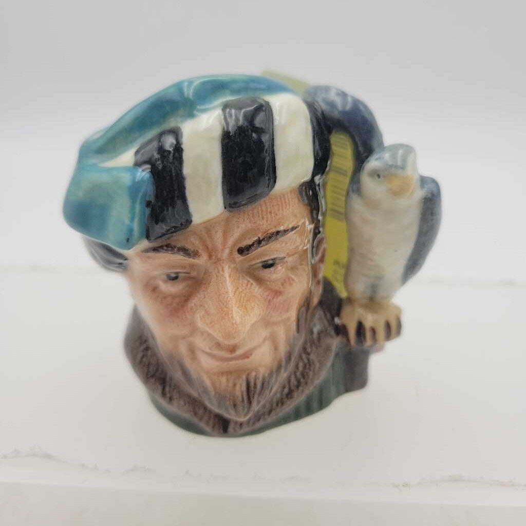 Royal Doulton Toby mug The Falconer D6547 (YVO 609