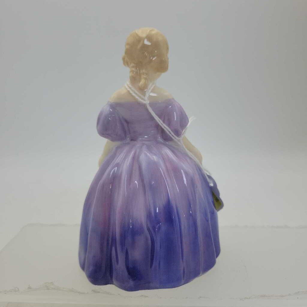 Royal Doulton "Marie " HN1370 (DEB)