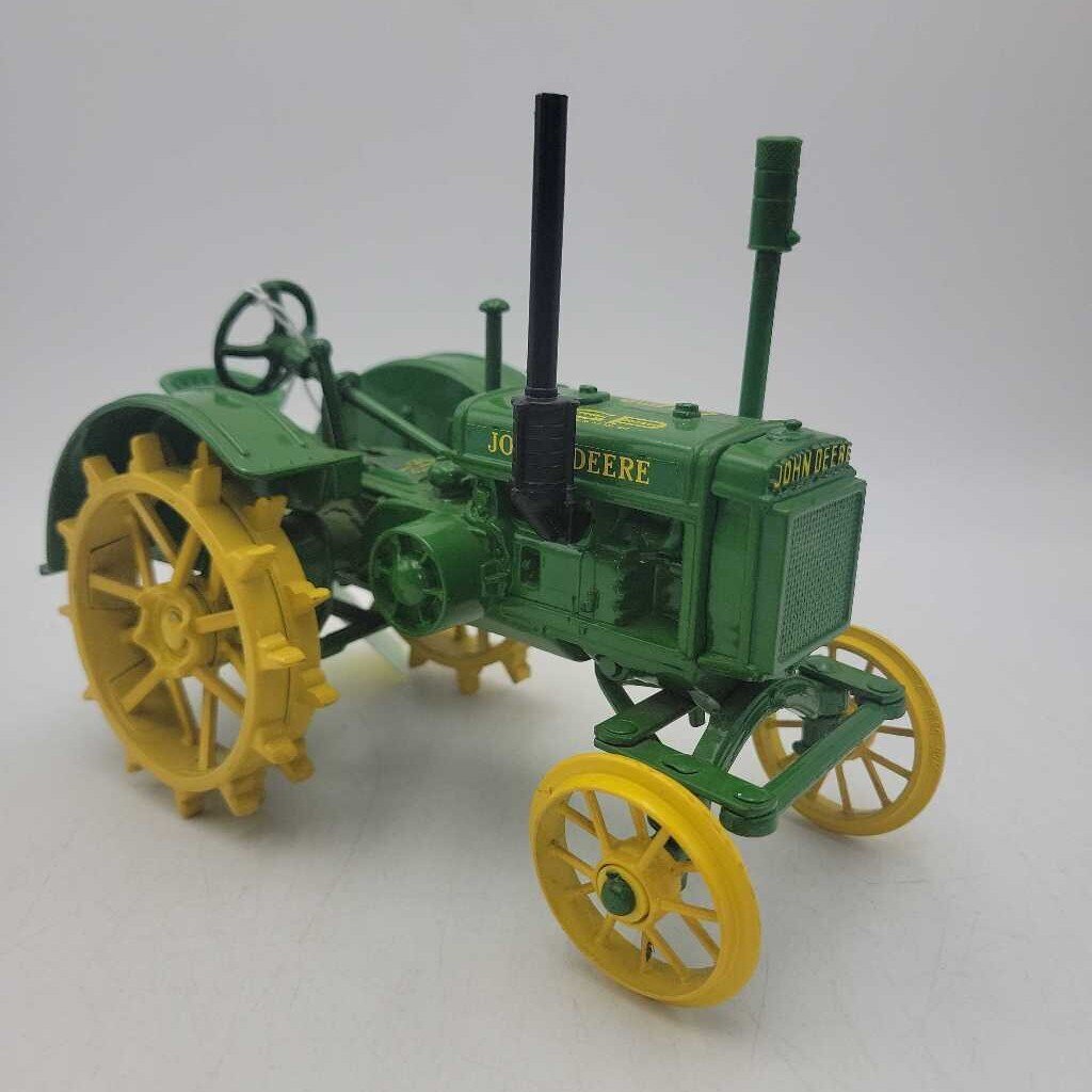 John Deere Tractor Model Steel Wheel (RAE)