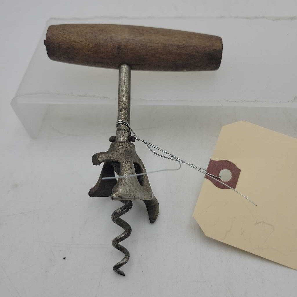 Cork screw Wooden handle (JAS)