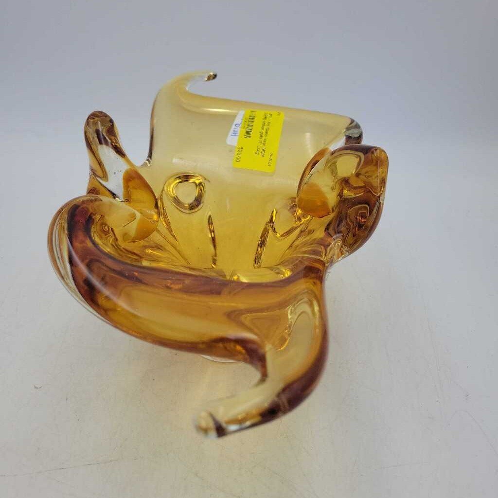 Art Glass vase MCM (JFH)