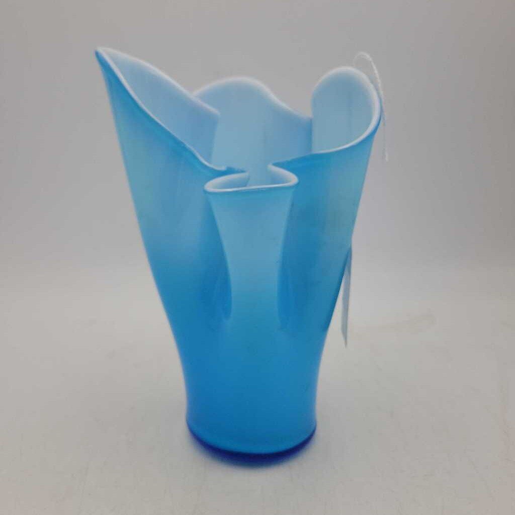 Art Glass vase (DEB)