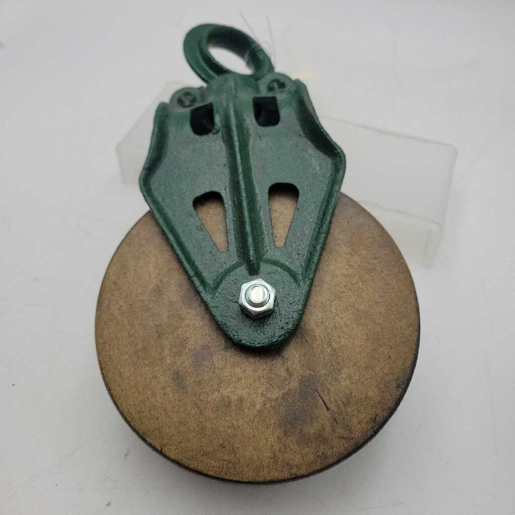 Wooden barn Pulley Refinished (JAS)