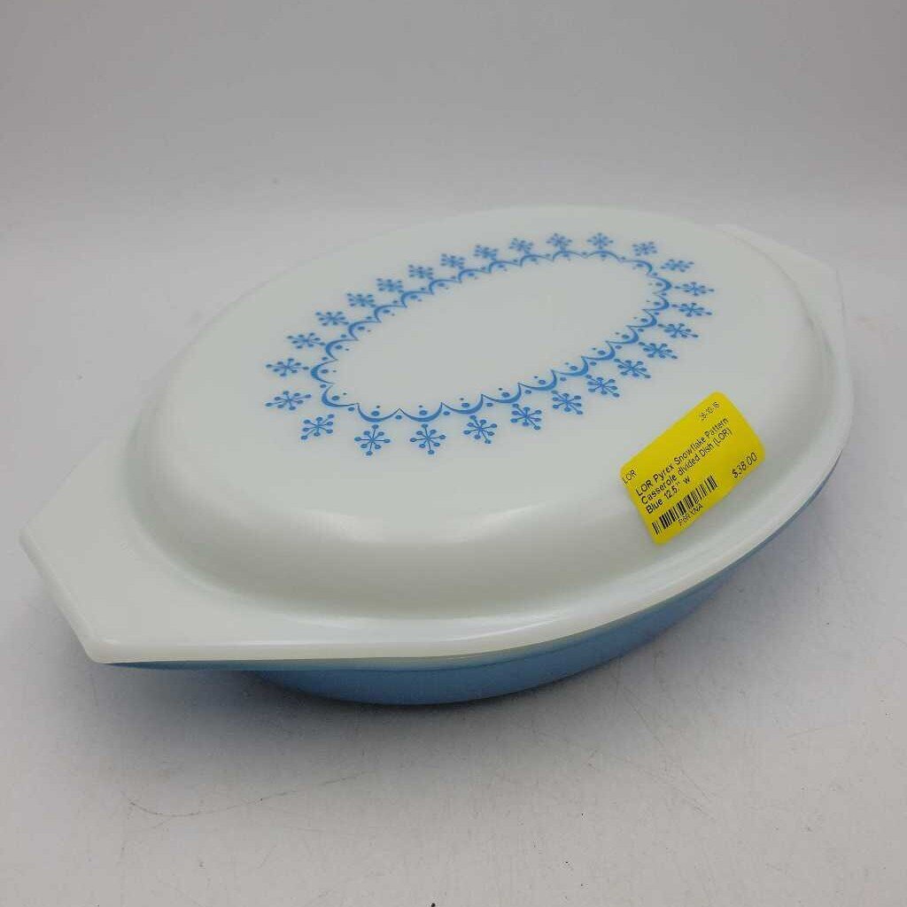 Pyrex Snowflake Pattern Casserole divided Dish (LOR)