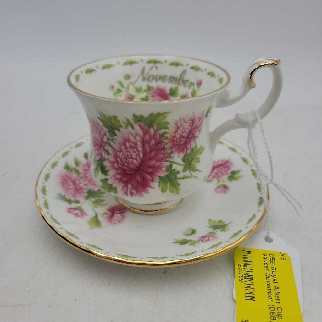 Royal Albert Cup / saucer November (DEB)