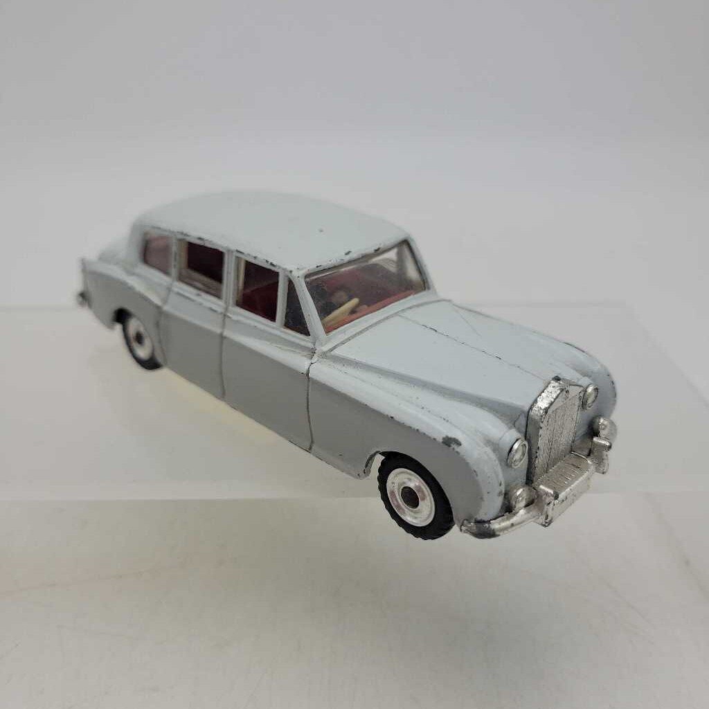 Dinky Rolls Royce Phantom 198 car (YVO) 610