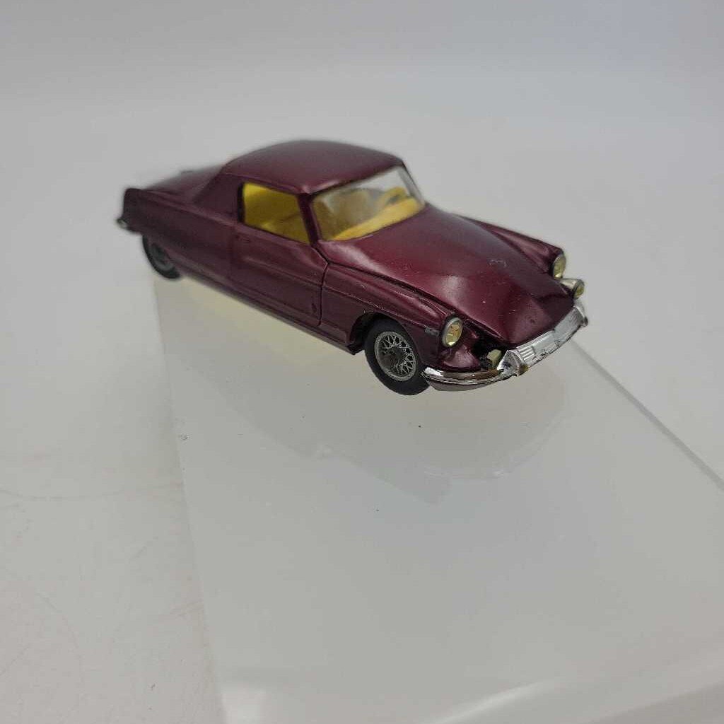 Corgi Toys Ledandy Coupe (YVO) 610