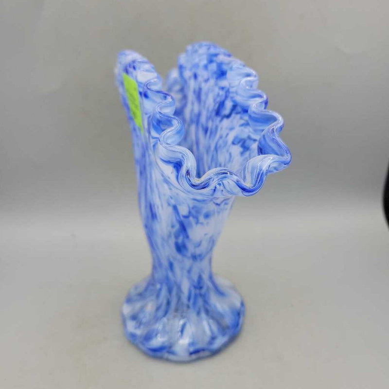 Blue and White Fan Vase (LIND) C360