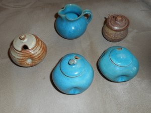 CANADIAN POTTERY SERIES - KIT ROSS