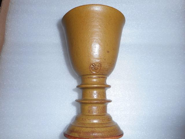 CANADIAN POTTERY SERIES - HELEN BESWICK